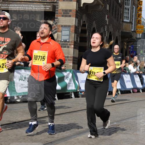 13.09.2026 - 21. swb-Marathon Bremen Strokosch-Dieckow http://msf.ph/oto/10376836 13.09.2026 11:03:14 Ziel 10185, 10190, 10296, 10633, 10715, 10731, 10783, 10945, 10954, 10955, 10985, 11095, 11096, 11107, 11313, 11564, 11697, 11701, 11719, 11730, 11776, 11785, 12071, 12247, 12421, 12432, 12448, 12465, 10092, 10150, 10187, 10237, 10309, 10724, 10904, 11598, 11773, 11830, 12068, 12184, 12185, 12611 meine-sportfotos.de
