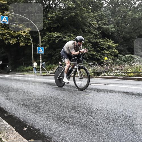 13.09.2026 - Stadtparktriathlon H.Heesch http://msf.ph/oto/10376846 13.09.2026 09:28:45 Radfahren 81, 154, 167 meine-sportfotos.de