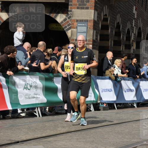 13.09.2026 - 21. swb-Marathon Bremen Strokosch-Dieckow http://msf.ph/oto/10376867 13.09.2026 11:03:15 Ziel 10185, 10296, 10633, 10715, 10731, 10783, 10945, 10954, 10955, 11095, 11096, 11107, 11313, 11564, 11697, 11701, 11719, 11730, 11785, 12071, 12247, 12421, 12432, 12448, 12465, 12483, 10092, 10187, 10237, 10309, 10724, 10904, 11598, 11773, 12068, 12184, 12185, 12611 meine-sportfotos.de