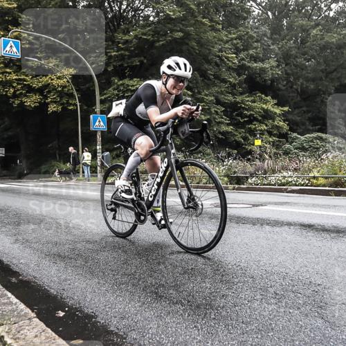 13.09.2026 - Stadtparktriathlon H.Heesch http://msf.ph/oto/10376868 13.09.2026 09:28:54 Radfahren 197 meine-sportfotos.de
