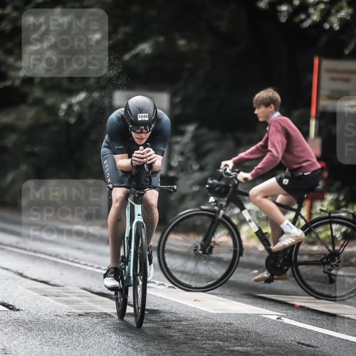 13.09.2026 - Stadtparktriathlon H.Heesch http://msf.ph/oto/10376893 13.09.2026 12:18:21 Radfahren 981, 987, 1048, 1089, 1167 meine-sportfotos.de