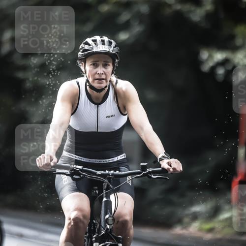 13.09.2026 - Stadtparktriathlon H.Heesch http://msf.ph/oto/10376915 13.09.2026 12:18:22 Radfahren 981, 987, 1048, 1089, 1167 meine-sportfotos.de