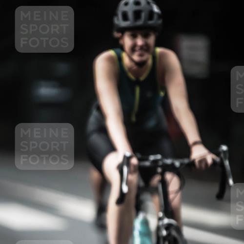 13.09.2026 - Stadtparktriathlon H.Heesch http://msf.ph/oto/10376961 13.09.2026 10:58:35 Radfahren 363, 386, 430, 442, 461, 502, 573, 602, 603, 621, 632, 633, 687 meine-sportfotos.de