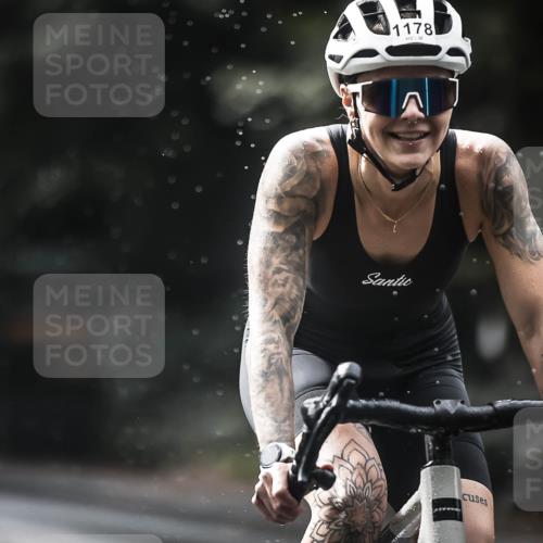 13.09.2026 - Stadtparktriathlon H.Heesch http://msf.ph/oto/10376968 13.09.2026 12:18:30 Radfahren 987, 1147, 1178 meine-sportfotos.de