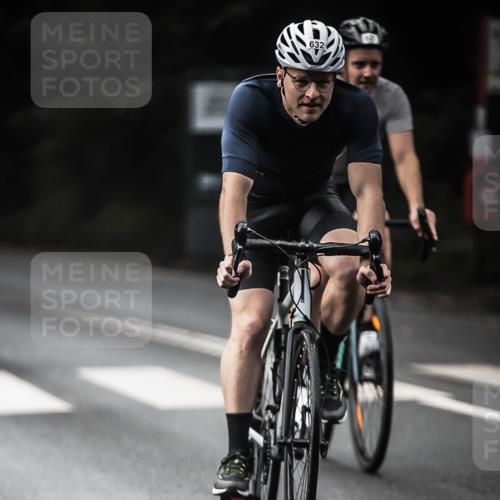 13.09.2026 - Stadtparktriathlon H.Heesch http://msf.ph/oto/10377014 13.09.2026 10:58:38 Radfahren 363, 430, 442, 450, 461, 483, 499, 502, 573, 598, 602, 603, 621, 630, 632, 633, 634, 668, 687 meine-sportfotos.de