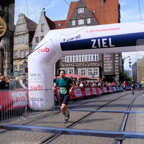 13.09.2026 - 21. swb-Marathon Bremen Tim E. http://msf.ph/oto/10377015 13.09.2026 13:13:02 Ziel 1513, 2350, 2362, 2442, 3054, 3988, 4605, 4879, 6796, 8029, 9775, 9803, 13106 meine-sportfotos.de