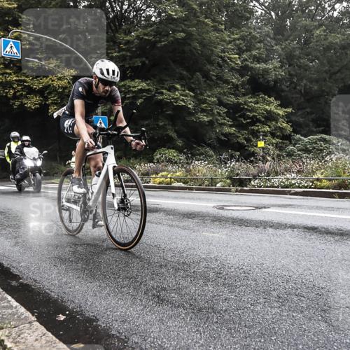 13.09.2026 - Stadtparktriathlon H.Heesch http://msf.ph/oto/10377028 13.09.2026 09:29:51 Radfahren 118, 128, 142, 147, 188, 201, 203 meine-sportfotos.de