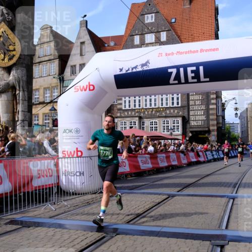 13.09.2026 - 21. swb-Marathon Bremen Tim E. http://msf.ph/oto/10377033 13.09.2026 13:13:03 Ziel 1513, 2350, 2362, 2442, 3054, 3988, 4605, 4879, 5965, 8029, 8798, 9775, 9803, 13106 meine-sportfotos.de
