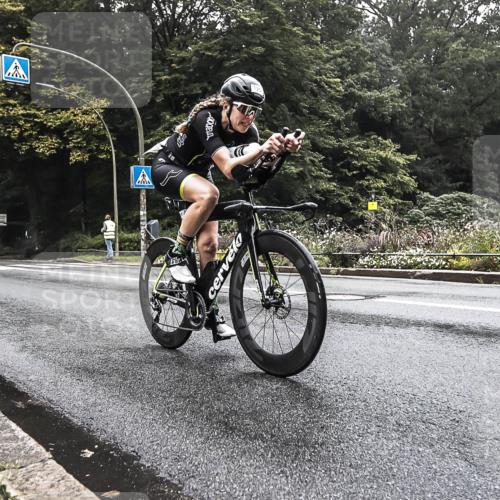 13.09.2026 - Stadtparktriathlon H.Heesch http://msf.ph/oto/10377050 13.09.2026 09:30:04 Radfahren 195 meine-sportfotos.de