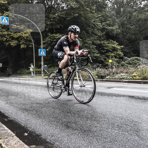 13.09.2026 - Stadtparktriathlon H.Heesch http://msf.ph/oto/10377073 13.09.2026 09:30:20 Radfahren 120, 176 meine-sportfotos.de