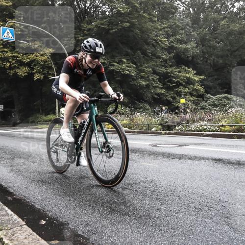 13.09.2026 - Stadtparktriathlon H.Heesch http://msf.ph/oto/10377131 13.09.2026 09:31:05 Radfahren 89, 179 meine-sportfotos.de