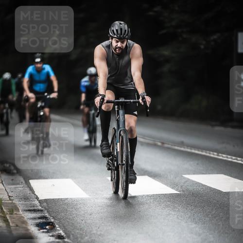 13.09.2026 - Stadtparktriathlon H.Heesch http://msf.ph/oto/10377141 13.09.2026 10:58:46 Radfahren 407, 442, 450, 457, 478, 483, 499, 548, 556, 598, 605, 611, 630, 634, 656, 665, 668, 707 meine-sportfotos.de