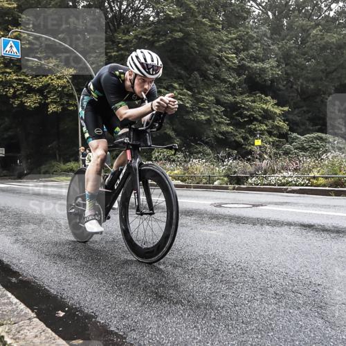 13.09.2026 - Stadtparktriathlon H.Heesch http://msf.ph/oto/10377154 13.09.2026 09:31:19 Radfahren 100, 190 meine-sportfotos.de