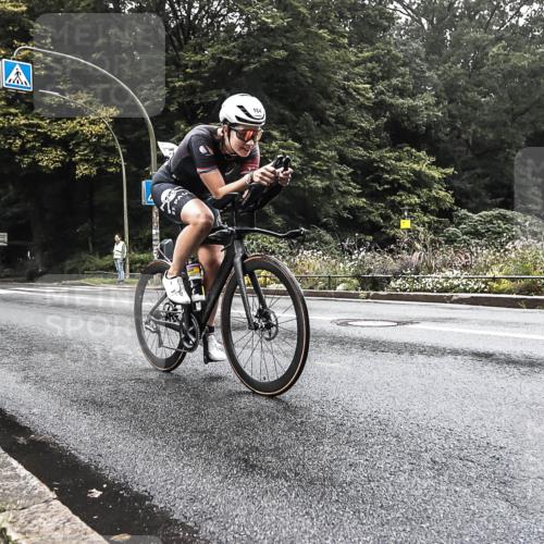 13.09.2026 - Stadtparktriathlon H.Heesch http://msf.ph/oto/10377203 13.09.2026 09:32:06 Radfahren 159, 164 meine-sportfotos.de