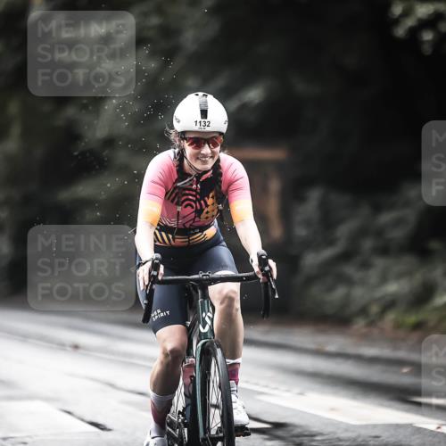 13.09.2026 - Stadtparktriathlon H.Heesch http://msf.ph/oto/10377234 13.09.2026 12:19:02 Radfahren 1033, 1102, 1106, 1132 meine-sportfotos.de
