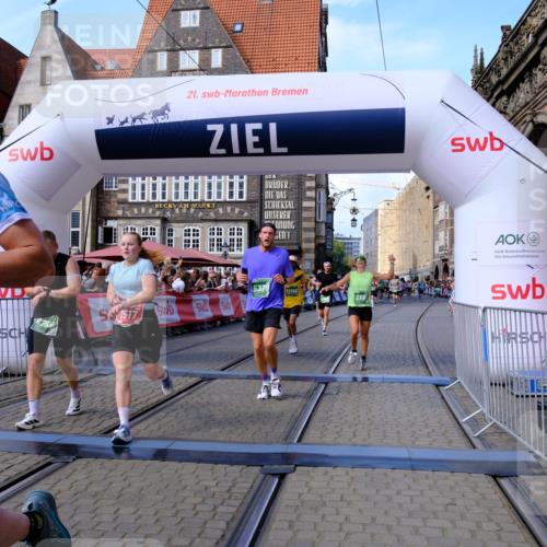 13.09.2026 - 21. swb-Marathon Bremen Tim E. http://msf.ph/oto/10377289 13.09.2026 13:13:18 Ziel 313, 868, 1207, 1513, 2350, 2442, 2498, 2559, 2801, 2858, 3625, 5379, 5965, 6349, 7874, 8291, 8419, 8798, 9092, 9217, 13140 meine-sportfotos.de