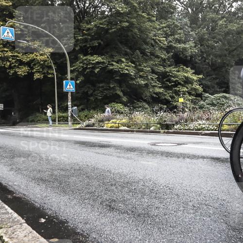 13.09.2026 - Stadtparktriathlon H.Heesch http://msf.ph/oto/10377302 13.09.2026 09:33:57 Radfahren 185, 191, 206 meine-sportfotos.de