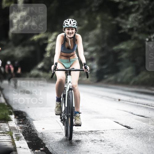 13.09.2026 - Stadtparktriathlon H.Heesch http://msf.ph/oto/10377306 13.09.2026 12:19:10 Radfahren 1106, 1152 meine-sportfotos.de