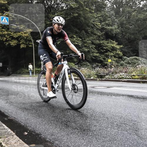 13.09.2026 - Stadtparktriathlon H.Heesch http://msf.ph/oto/10377315 13.09.2026 09:34:03 Radfahren 153, 191 meine-sportfotos.de
