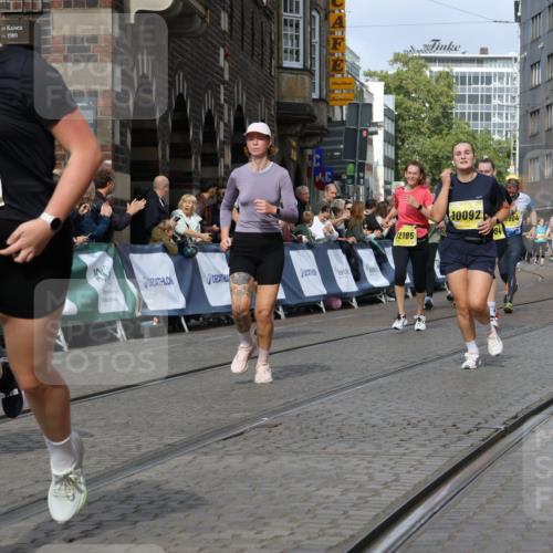 13.09.2026 - 21. swb-Marathon Bremen Strokosch-Dieckow http://msf.ph/oto/10377366 13.09.2026 11:03:28 Ziel 10150, 10185, 10195, 10237, 10528, 10531, 10598, 10715, 10727, 10731, 10959, 11070, 11095, 11313, 11493, 11676, 11830, 11836, 12068, 12214, 12421, 12432, 12448, 12483, 10090, 10091, 10327, 10420, 10569, 10902, 10950, 11211, 11411, 11595, 11655, 11746, 12074 meine-sportfotos.de