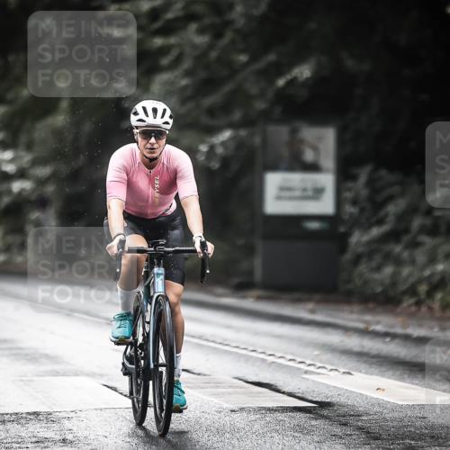 13.09.2026 - Stadtparktriathlon H.Heesch http://msf.ph/oto/10377390 13.09.2026 12:19:18 Radfahren 972, 1020, 1075, 1145, 1169, 1173 meine-sportfotos.de