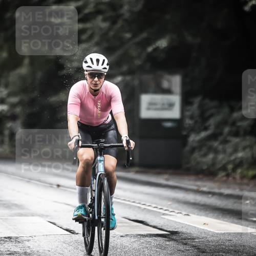 13.09.2026 - Stadtparktriathlon H.Heesch http://msf.ph/oto/10377397 13.09.2026 12:19:18 Radfahren 972, 1020, 1075, 1145, 1169, 1173 meine-sportfotos.de