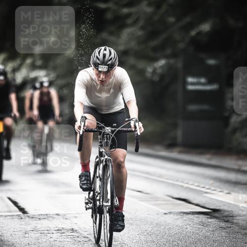 13.09.2026 - Stadtparktriathlon H.Heesch http://msf.ph/oto/10377425 13.09.2026 12:19:21 Radfahren 972, 1020, 1075, 1145, 1169, 1173 meine-sportfotos.de