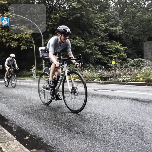 13.09.2026 - Stadtparktriathlon H.Heesch http://msf.ph/oto/10377426 13.09.2026 09:36:31 Radfahren 163, 178, 189, 192 meine-sportfotos.de