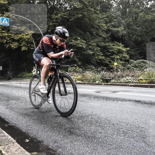 13.09.2026 - Stadtparktriathlon H.Heesch http://msf.ph/oto/10377451 13.09.2026 09:36:45 Radfahren 177 meine-sportfotos.de