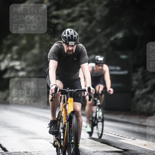 13.09.2026 - Stadtparktriathlon H.Heesch http://msf.ph/oto/10377452 13.09.2026 12:19:23 Radfahren 972, 1020, 1075, 1145, 1169, 1173 meine-sportfotos.de