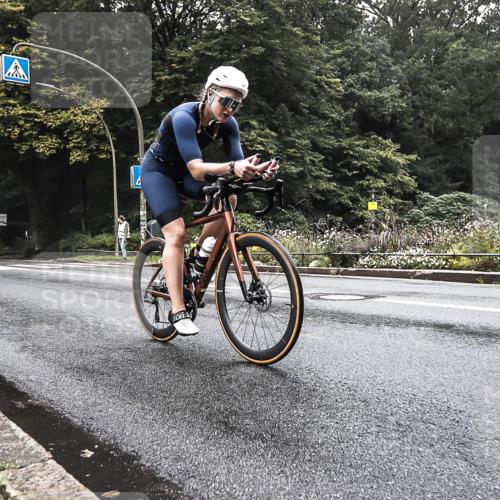13.09.2026 - Stadtparktriathlon H.Heesch http://msf.ph/oto/10377471 13.09.2026 09:37:10 Radfahren 147, 203 meine-sportfotos.de