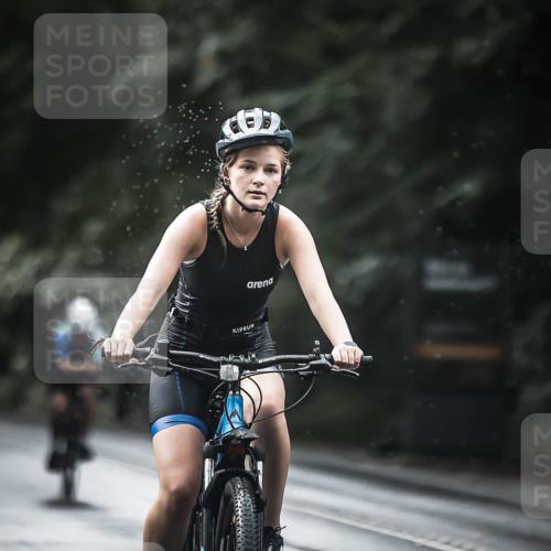 13.09.2026 - Stadtparktriathlon H.Heesch http://msf.ph/oto/10377489 13.09.2026 12:19:33 Radfahren 1098, 1134, 1148, 1158, 1181 meine-sportfotos.de