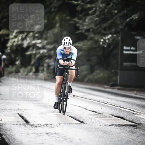 13.09.2026 - Stadtparktriathlon H.Heesch http://msf.ph/oto/10377513 13.09.2026 12:19:34 Radfahren 1045, 1098, 1112, 1134, 1148, 1158, 1181 meine-sportfotos.de
