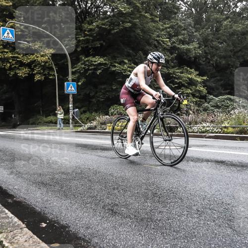 13.09.2026 - Stadtparktriathlon H.Heesch http://msf.ph/oto/10377523 13.09.2026 09:37:52 Radfahren 167, 186 meine-sportfotos.de