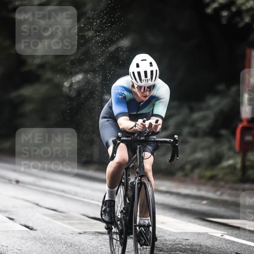 13.09.2026 - Stadtparktriathlon H.Heesch http://msf.ph/oto/10377547 13.09.2026 12:19:35 Radfahren 1045, 1098, 1112, 1134, 1148, 1158, 1177, 1181 meine-sportfotos.de