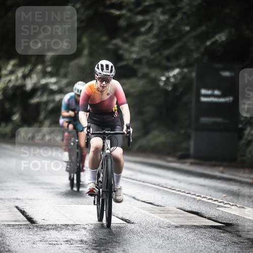 13.09.2026 - Stadtparktriathlon H.Heesch http://msf.ph/oto/10377553 13.09.2026 12:19:38 Radfahren 1045, 1098, 1112, 1134, 1148, 1158, 1177, 1181 meine-sportfotos.de