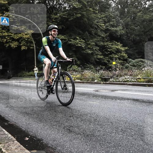 13.09.2026 - Stadtparktriathlon H.Heesch http://msf.ph/oto/10377557 13.09.2026 09:38:27 Radfahren 171 meine-sportfotos.de