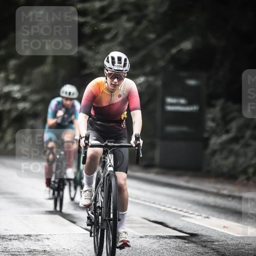 13.09.2026 - Stadtparktriathlon H.Heesch http://msf.ph/oto/10377568 13.09.2026 12:19:38 Radfahren 1045, 1098, 1112, 1134, 1148, 1158, 1177, 1181 meine-sportfotos.de