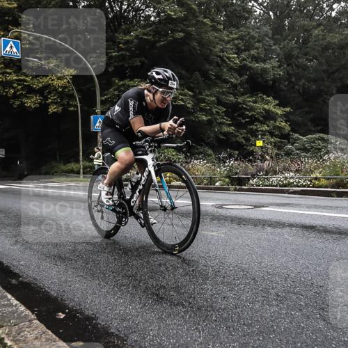 13.09.2026 - Stadtparktriathlon H.Heesch http://msf.ph/oto/10377579 13.09.2026 09:39:18 Radfahren 166, 204 meine-sportfotos.de