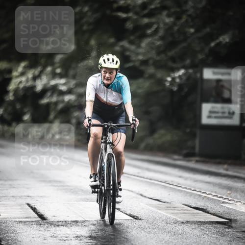 13.09.2026 - Stadtparktriathlon H.Heesch http://msf.ph/oto/10377609 13.09.2026 12:19:41 Radfahren 980, 1037, 1045, 1098, 1112, 1177, 1181 meine-sportfotos.de