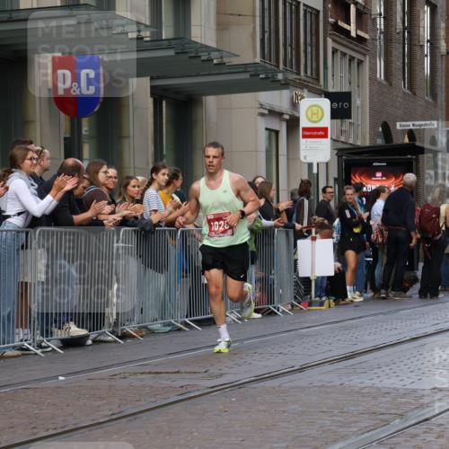 13.09.2026 - 21. swb-Marathon Bremen Strokosch-Dieckow http://msf.ph/oto/10377612 13.09.2026 12:35:14 Ziel 1028 meine-sportfotos.de
