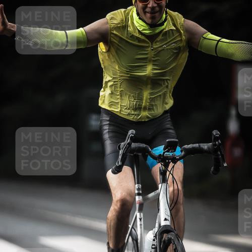 13.09.2026 - Stadtparktriathlon H.Heesch http://msf.ph/oto/10377613 13.09.2026 10:59:14 Radfahren 530, 544, 583, 614, 674, 677 meine-sportfotos.de