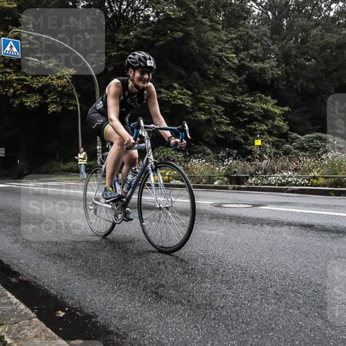 13.09.2026 - Stadtparktriathlon H.Heesch http://msf.ph/oto/10377622 13.09.2026 09:40:55 Radfahren 196 meine-sportfotos.de