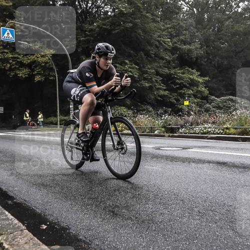 13.09.2026 - Stadtparktriathlon H.Heesch http://msf.ph/oto/10377657 13.09.2026 09:42:15 Radfahren 206 meine-sportfotos.de