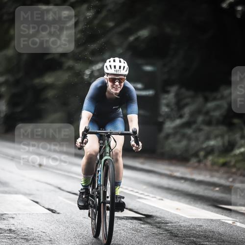 13.09.2026 - Stadtparktriathlon H.Heesch http://msf.ph/oto/10377669 13.09.2026 12:19:49 Radfahren 970, 980, 1037, 1077, 1137 meine-sportfotos.de