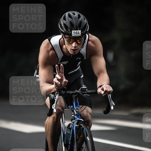13.09.2026 - Stadtparktriathlon H.Heesch http://msf.ph/oto/10377702 13.09.2026 10:59:22 Radfahren 481, 564, 614, 674 meine-sportfotos.de