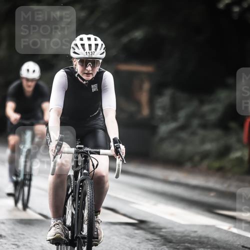 13.09.2026 - Stadtparktriathlon H.Heesch http://msf.ph/oto/10377713 13.09.2026 12:19:54 Radfahren 955, 970, 1077, 1090, 1137, 1157 meine-sportfotos.de