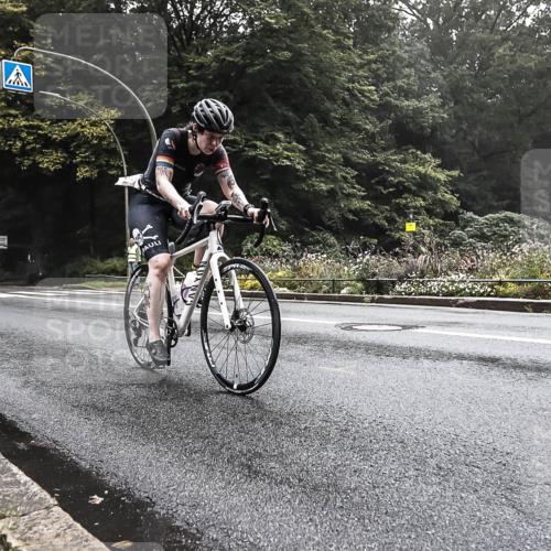 13.09.2026 - Stadtparktriathlon H.Heesch http://msf.ph/oto/10377728 13.09.2026 09:43:58 Radfahren 209 meine-sportfotos.de