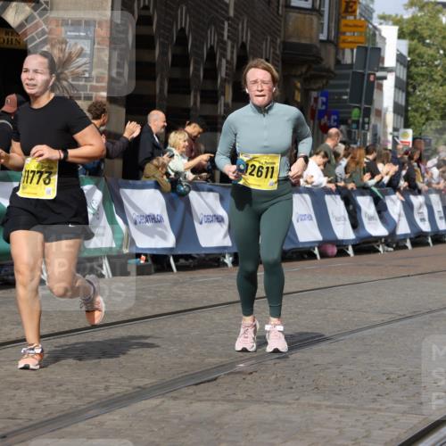 13.09.2026 - 21. swb-Marathon Bremen Strokosch-Dieckow http://msf.ph/oto/10377732 13.09.2026 11:03:34 Ziel 10092, 10150, 10195, 10237, 10309, 10528, 10531, 10598, 10715, 10724, 10727, 10904, 10959, 11070, 11493, 11676, 11830, 11836, 12068, 12184, 12185, 12214, 12421, 12432, 12483, 12611, 10090, 10091, 10327, 10429, 10569, 10796, 10950, 11595, 11868, 12074 meine-sportfotos.de