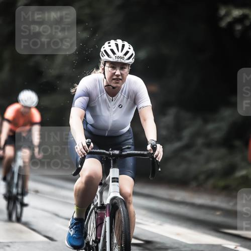 13.09.2026 - Stadtparktriathlon H.Heesch http://msf.ph/oto/10377738 13.09.2026 12:19:57 Radfahren 880, 955, 970, 985, 1047, 1067, 1090, 1137, 1138, 1157 meine-sportfotos.de